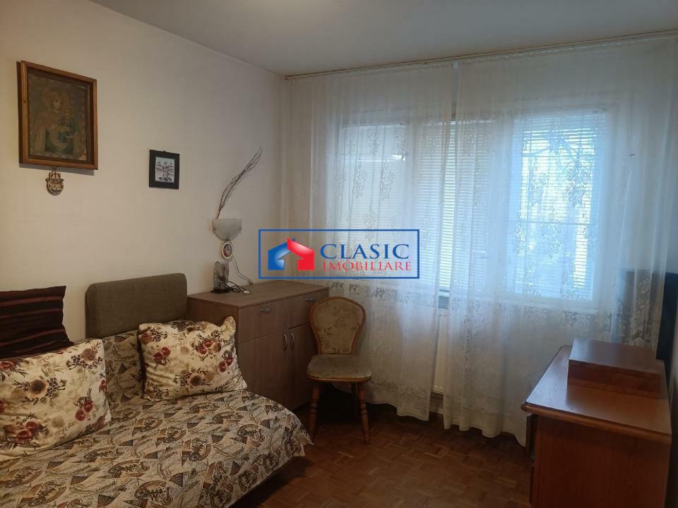 Vanzare apartament 3 camere decomandat zona BIG Manastur, Cluj-Napoca