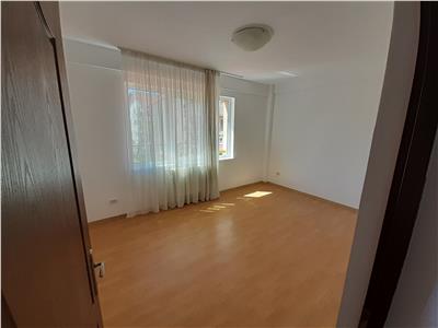 Inchiriere apartament 3 camere nemobilat Manastur Nora, Cluj Napoca