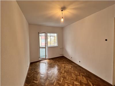 Vanzare apartament 3 camere decomandate in Gheorgheni  str. Bistritei, Cluj Napoca