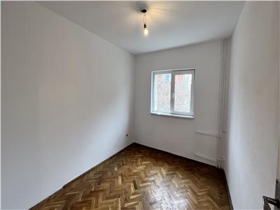 Vanzare apartament 3 camere decomandate in Gheorgheni  str. Bistritei, Cluj Napoca