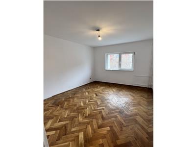 Vanzare apartament 3 camere decomandate in Gheorgheni  str. Bistritei, Cluj Napoca