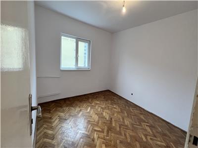 Vanzare apartament 3 camere decomandate in Gheorgheni  str. Bistritei, Cluj Napoca