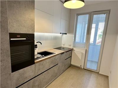 Inchiriere apartament 3 camere de LUX in Plopilor  zona Cluj Arena