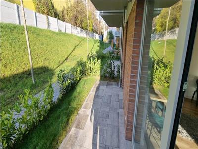 Inchiriere apartament 2 camere modern bloc nou zona Plopilor