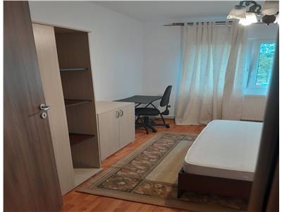 Vanzare apartament 2 camere decomandat finisat zona Parcului Grigorescu, Cluj Napoca