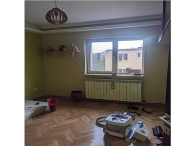 Vanzare apartament 3 camere decomandat zona Biomedica Grigorescu, Cluj Napoca