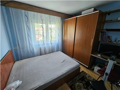 Vanzare apartament 3 camere, decomandat, 2 bai, cartier Grigorescu, Piata 14 Iulie