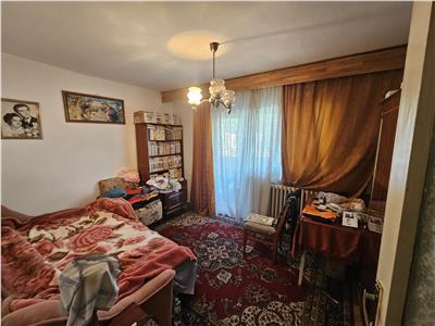 Vanzare apartament 3 camere, decomandat, 2 bai, cartier Grigorescu, Piata 14 Iulie