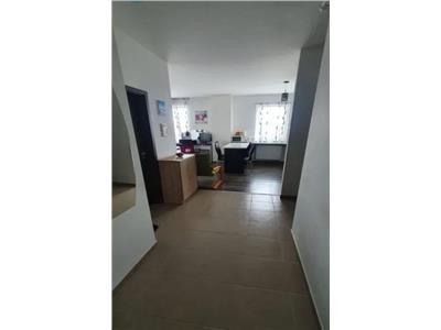 Vanzare apartament 3 camere Dambul Rotund zona Maramuresului, Cluj Napoca