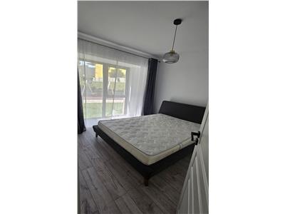 Inchiriere apartament 2 camere modern bloc nou cu parcare zona Plopilor