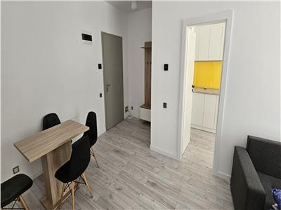 Inchiriere apartament 2 camere modern bloc nou cu parcare zona Plopilor