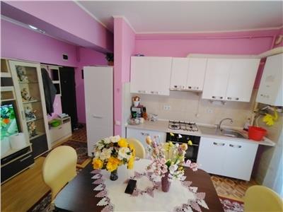 Vanzare apartament 2 camere bloc nou in Iris  zona Piata 1 Mai