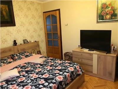 Vanzare apartament 3 camere confort sporit zona Farmec Marasti, Cluj Napoca