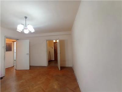 Vanzare apartament 2 camere decomandat zona Calvaria Manastur, Cluj Napoca