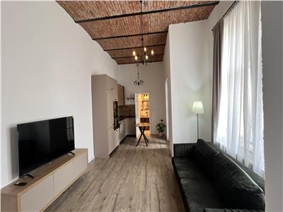 Inchiriere apartament 2 camere de LUX cu parcare in Centru  zona Piata Unirii