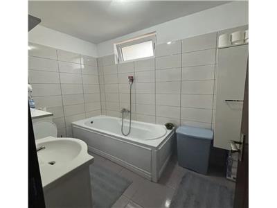 Vanzare apartament 3 camere modern zona Piata 1 Mai Iris, Cluj Napoca