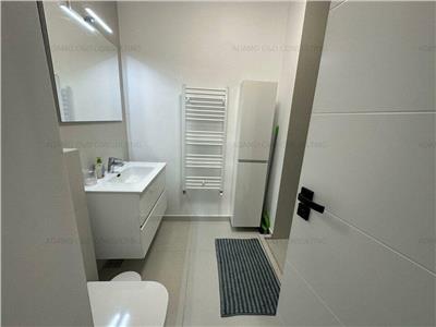 Inchiriere apartament 3 camere modern bloc nou in Plopilor