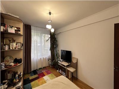 Vanzare apartament 3 camere bloc nou in Zorilor  zona str  Lunii