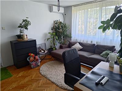 Vanzare apartament 3 camere modern Grigorescu zona Vlahuta, Cluj Napoca