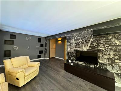 Inchiriere apartament 2 camere de LUX zona Centrala  Hotel Meridian  C. Turzii