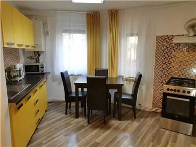 Vanzare apartament 2 camere decomandat zona Piata Marasti, Cluj-Napoca