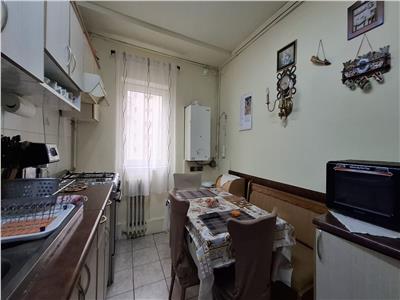 Vanzare apartament 4 camere Manastur zona Calvaria, Cluj Napoca