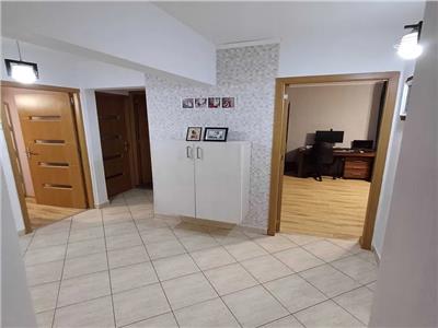 Vanzare apartament 3 camere renovat Zorilor zona Profi Observatorului, Cluj Napoca