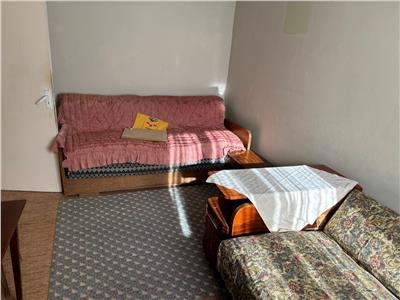 Vanzare apartament 3 camere decomandat Manastur zona Flora, Cluj Napoca