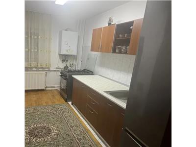 Inchiriere apartament 4 camere decomandat zona BRD The Office Marasti, Cluj Napoca