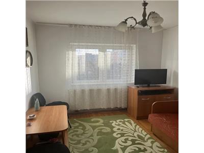 Inchiriere apartament 4 camere decomandat zona BRD The Office Marasti, Cluj Napoca