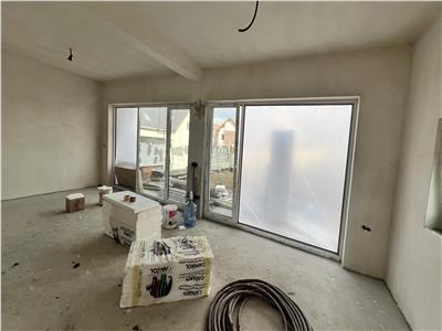 Vanzare parte duplex 4 camere constructie nou la intrare in Dezmir