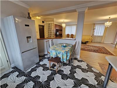 Inchiriere apartament 3 camere, 102 mp utili, zona Andrei Muresanu, Cluj Napoca