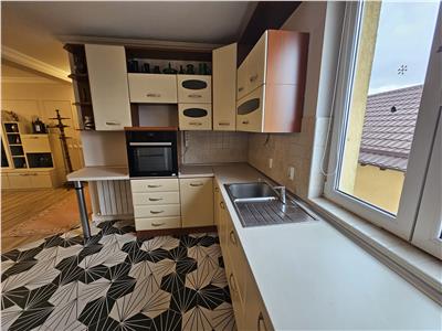 Inchiriere apartament 3 camere, 102 mp utili, zona Andrei Muresanu, Cluj Napoca