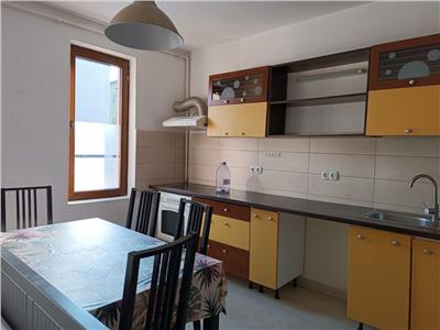 Vanzare apartament 3 camere bloc tip vila zona Campului Manastur, Cluj Napoca