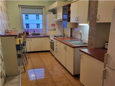 Inchiriere apartament 3 camere bloc nou zona Centrala  strada Dorobantilor