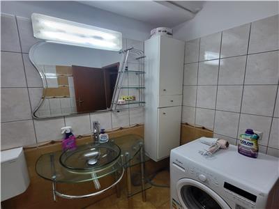 Inchiriere apartament 3 camere bloc nou zona Centrala  strada Dorobantilor